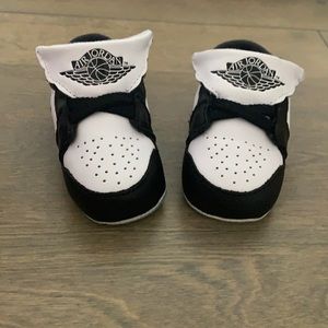 Baby Jordan crib shoes size 3C